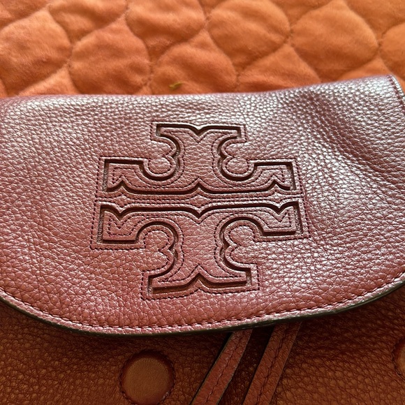 Tory Burch leather backpack - Picture 3 of 9